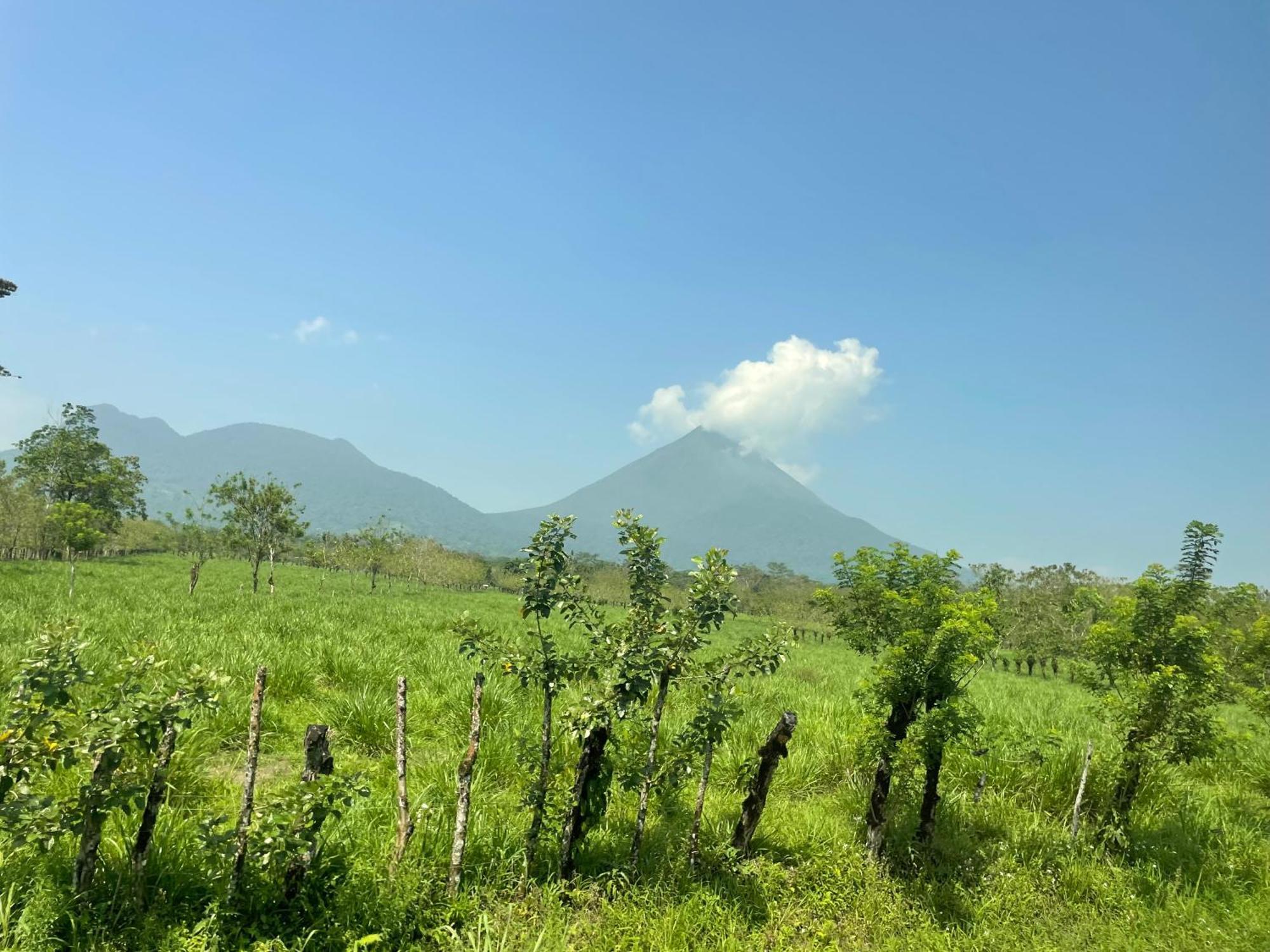 Hotel Tierra De Volcanes La Fortuna Ngoại thất bức ảnh